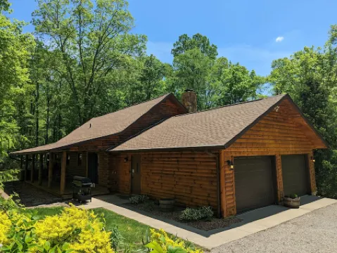 La Bellota Cabin - Secluded, Hot Tub, Sauna, Game Room, Massage Chair