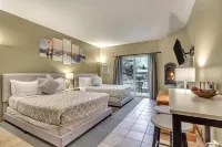 Amazing! Close to Everything! Immaculate FREE Shuttle HotTub Pool Trails!