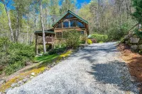 Secluded Cabin on Private 6 Acres w/ 2 Waterfalls & 4 Streams Near Brevard