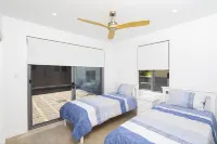 Modern Family Home With Breathtaking Ocean Views! - balcony