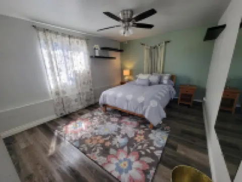 Cozy Casita Hotels in La Mesa