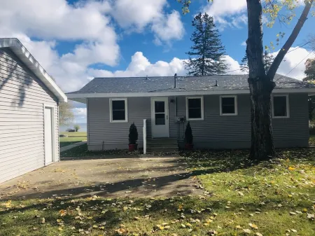 New Listing! Lake Michigan Beachfront for All Seasons