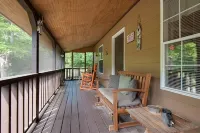 Quaint cottage in the Smoky Mountain area convenient to all the attractions Hotel in zona Seven Islands State Birding Park