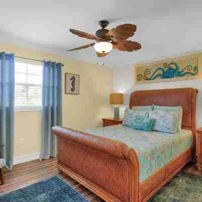 Flakey's B&B in the heart of Islamorada Rooms