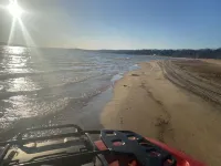 Lakefront Getaway w Boat Slip, Sandy Beach, 2 Living Rooms. Sleeps 12