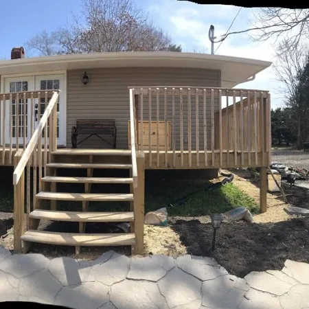 Freshly remodeled Retreat close to hiking, boating, and shopping