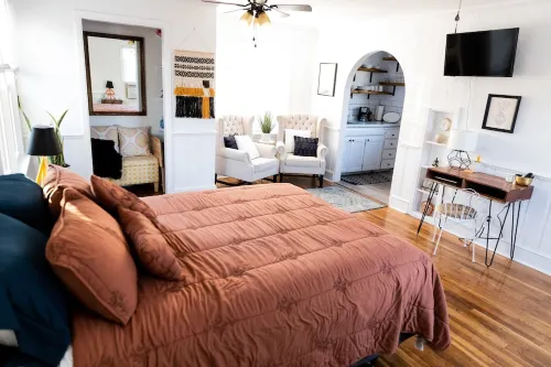 Quiet well lit studio loft just minutes from historical downtown.