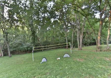 The White Goose Cottage in Downtown Franklin