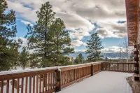 Enjoy Peace & Wildlife- Stunning Log Home w/ Mountain Views!  Pagosa Springs, Co