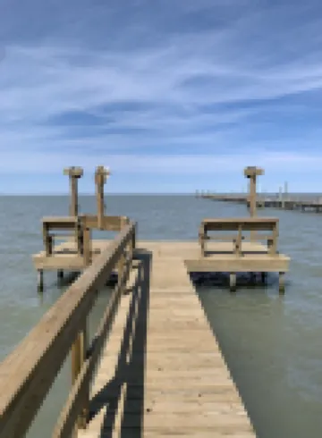 Sunset Cove-4 BR, 2 1/2 BA Waterfront Home. Sleeps 12-Private pier!