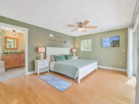 LaBelle Vie, "Riverfront Serenity Bamboo Trails on 3+ acres. Hotels in Hendry County