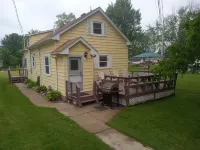 Pointe Haven with Canal Frontage for Your Boat in Algonac