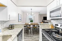 Perfect Arlington, Stadiums, Six Flags, and World Cup, Free Parking Location