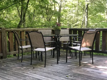 Big South Fork! Peaceful, Relaxing, On the Trails…Six Decks ~ Nature’s Paradise!