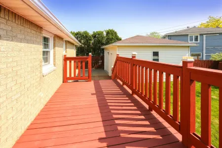 BUF Airport Ranch 3BR1.5B Cheektowaga NY/ Sleeps 8 Отели рядом с достопримечательностью «Cheektowaga Volunteer Firemen's Memorial Park»