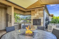 Heart of Sonoma County, Fountain Grove 4BR/4BA home, pool, spa, outdoor kitchen