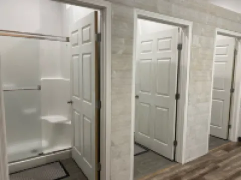 Spacious 8 Bedroom Lodge