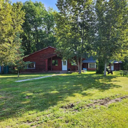 Rustic Cabin Hyde-A-Way