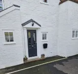Charming hideaway in Shrewsbury town centre with free secure parking.
