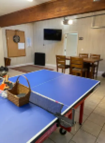 Large Vacation Rental Chalet Mountain Views 6 BR