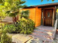 Adorable 1 bedroom house 8 min from La Jolla! Hotels near Kohl's