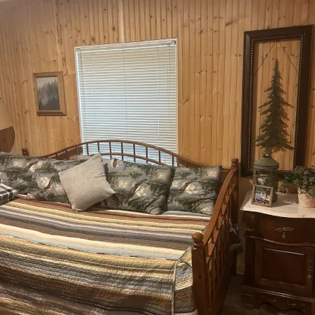 Whispering Pines Lakeside Retreat
