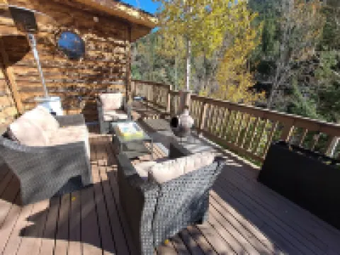 Friends Mountains cabin/Near I-70/River View/RAFTING/ATV ROUTES.