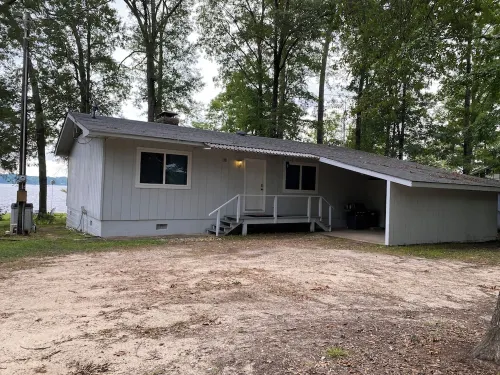 Escape to Serenity Lake House on Lake D'Arbonne, Fire Pit, Porch and Boat House