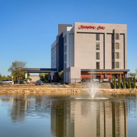 Hampton Inn Louisville-Northeast