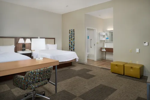 Hampton Inn & Suites Rogers Hotels in Rogers