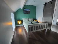 No. 173 'Widow's Row' Hotel dekat Millstone Caravan Park