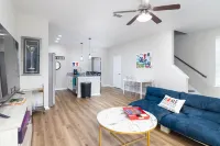 Oxford Oasis: 4BD/4.5BA by Ole Miss and the Square