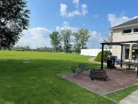 Eagle Isle Wings Spacious 8 bedroom Split Townhouse on the Sandusky River