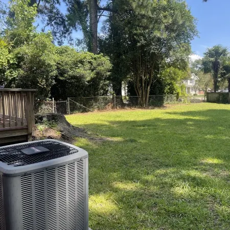 NEW! Residential Retreat. Located minutes to the Oceanview beach and Naval base.