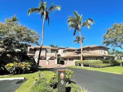 2BD/2.5BA, Golf View w Pool, Tennis & Gym, Gated Townhome in Waikoloa Colony