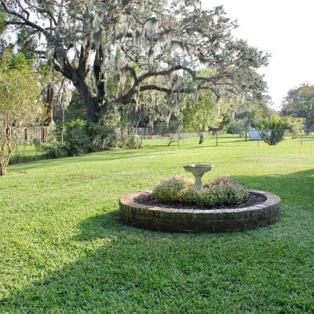 ONE OF KIND PROPERTY - 6 bedrooms & 6.5 bathrooms Private & spacious