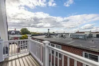 Stunning Penthouse 3Bed-3Bath Private Elevator, Just Steps to PA, Dining & Shops Hotels in Andover