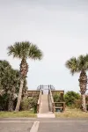 PRIME Location & Private Beach Access! Palm Tree Paradise