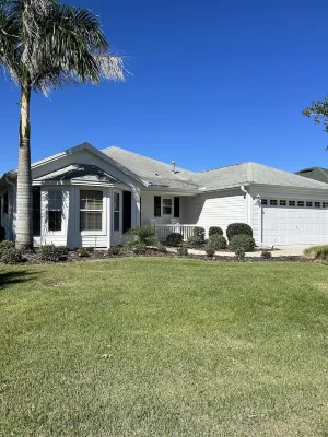 The VillagesLake SumpterMost desirable area Golf, pools and music every night Hotels in The Villages