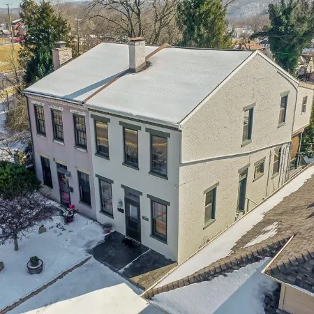 The Nature House is a perfect mix of charm and location!