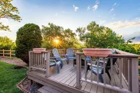 Spacious ~ King Beds ~ Pool ~ Spa~ Mountain View’s