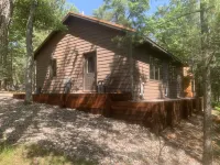 Big Bear Hideaway - St Germain Cabin 2 on St Germain River Hotels in St. Germain