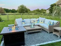 Walk to the Beach - Serene Coastal Country Cottage