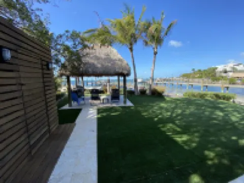 Bay Front Home With Magnificent Views