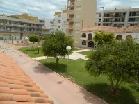 Villa with private pool, terrace and less than 80 meters from the sea