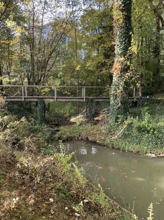 Conneaut Creek Cottage Отели рядом с достопримечательностью «Заказник Коннеот»