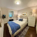 Penthouse Apartment at Yale University. Hotels near Little Italy