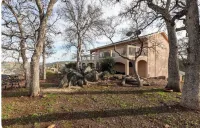 Explore natures retreat with amazing views of Lake Tulloch and close to Yosemite