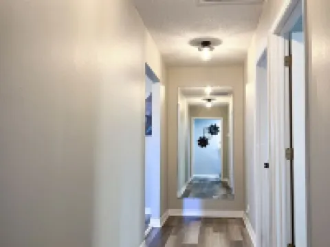 Spacious 3- Bd home in French Lick 弗倫奇利克酒店