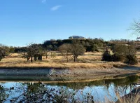 5 bedroom house w/pool -- private ranch just 1 hr from Waco